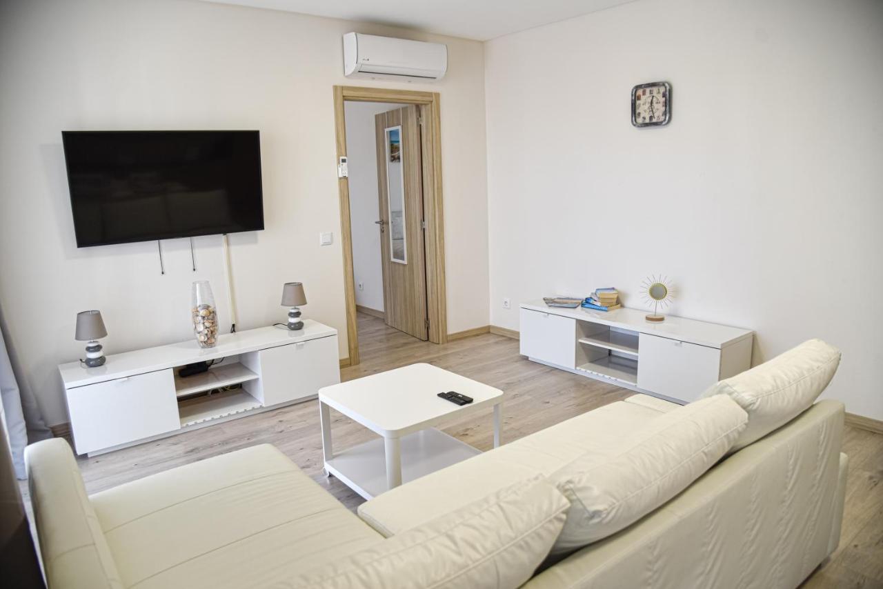 Apartamento Elegante Com Garagem E Piscina Na Praia Da Rocha Portimão Kültér fotó