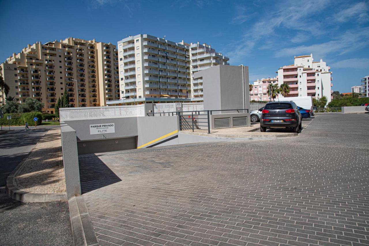 Apartamento Elegante Com Garagem E Piscina Na Praia Da Rocha Portimão Kültér fotó