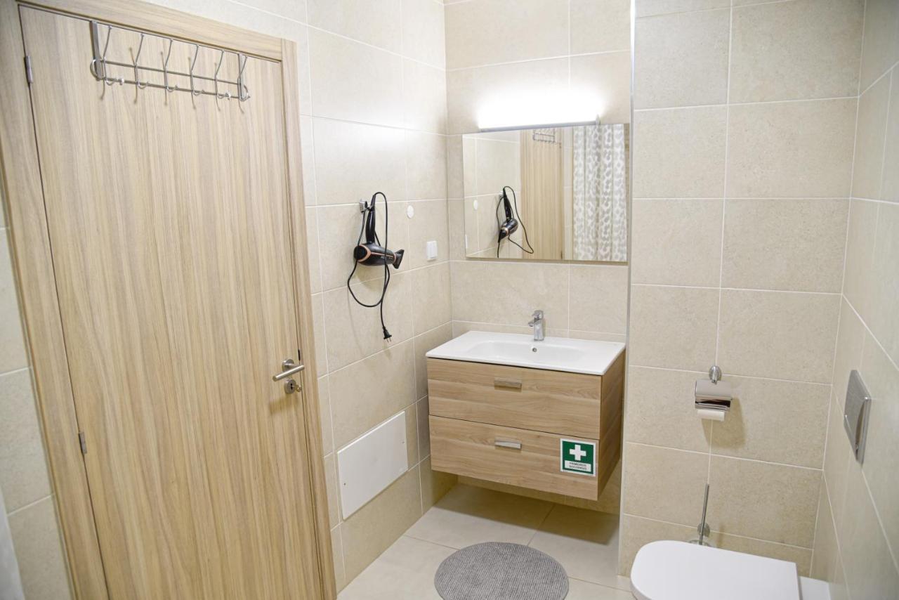 Apartamento Elegante Com Garagem E Piscina Na Praia Da Rocha Portimão Kültér fotó