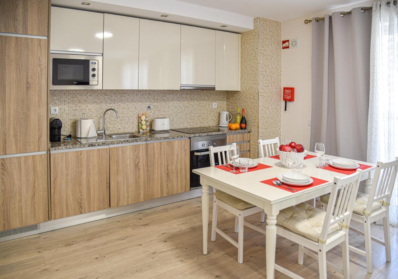 Apartamento Elegante Com Garagem E Piscina Na Praia Da Rocha Portimão Kültér fotó