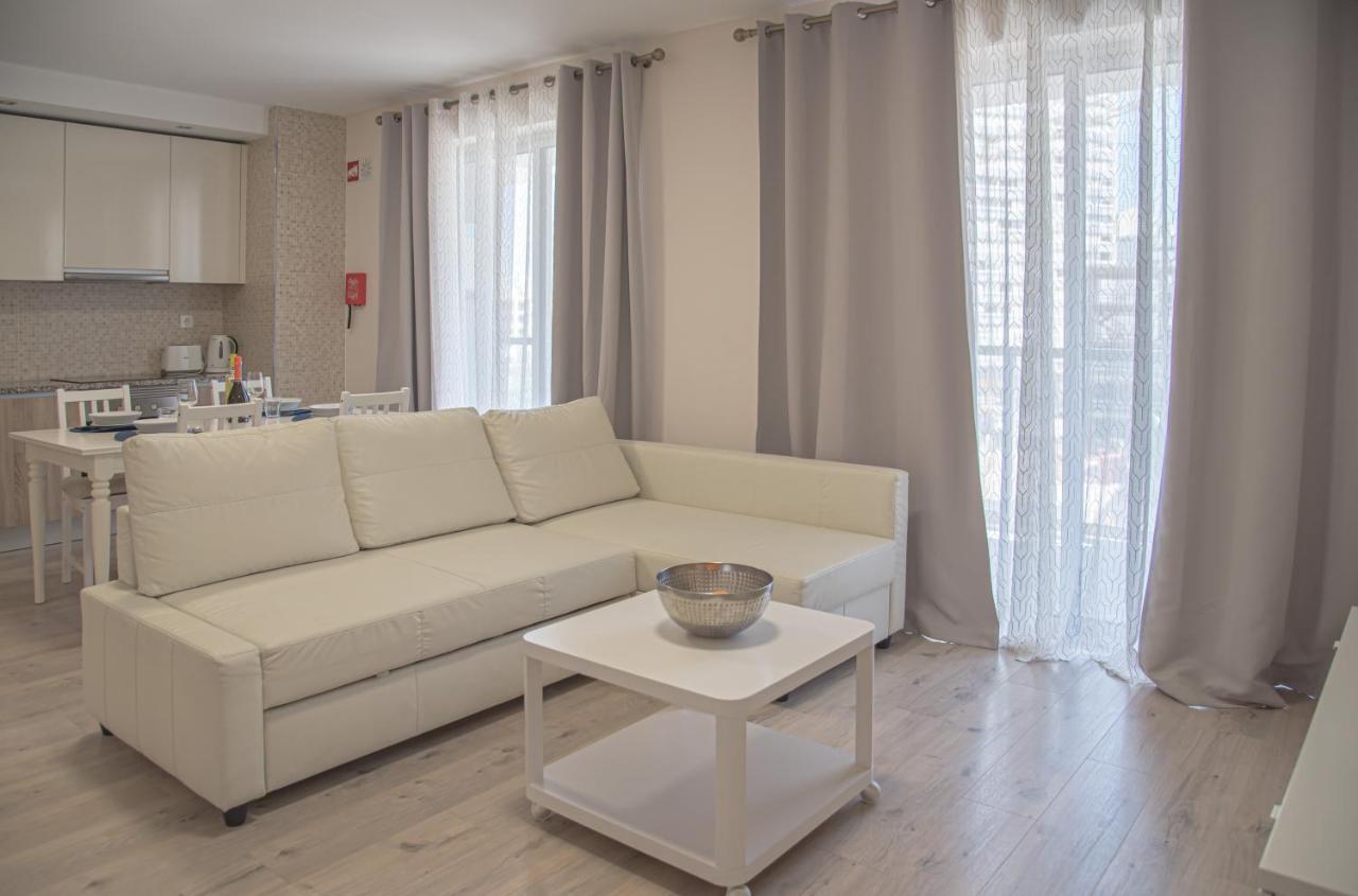 Apartamento Elegante Com Garagem E Piscina Na Praia Da Rocha Portimão Kültér fotó