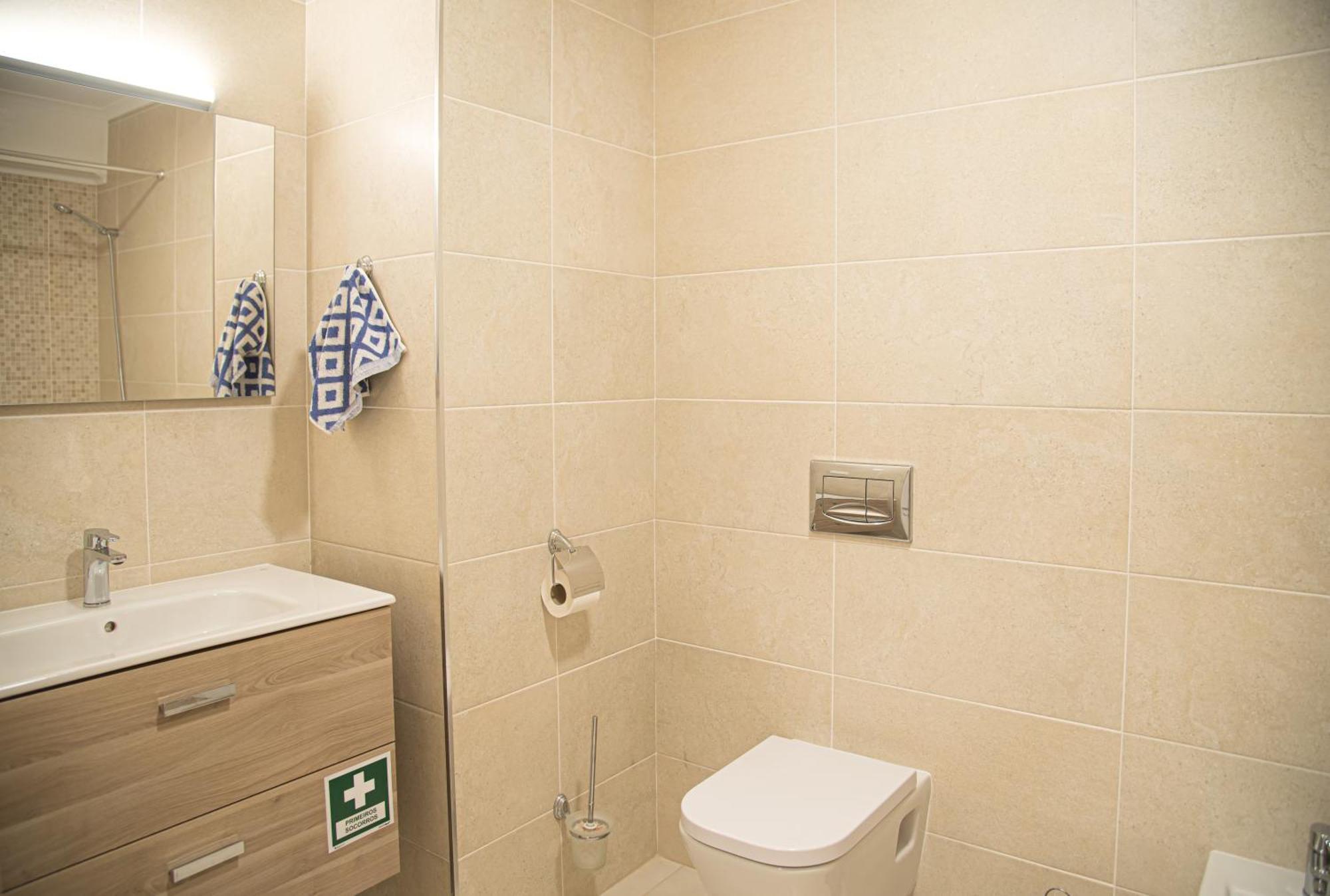 Apartamento Elegante Com Garagem E Piscina Na Praia Da Rocha Portimão Kültér fotó