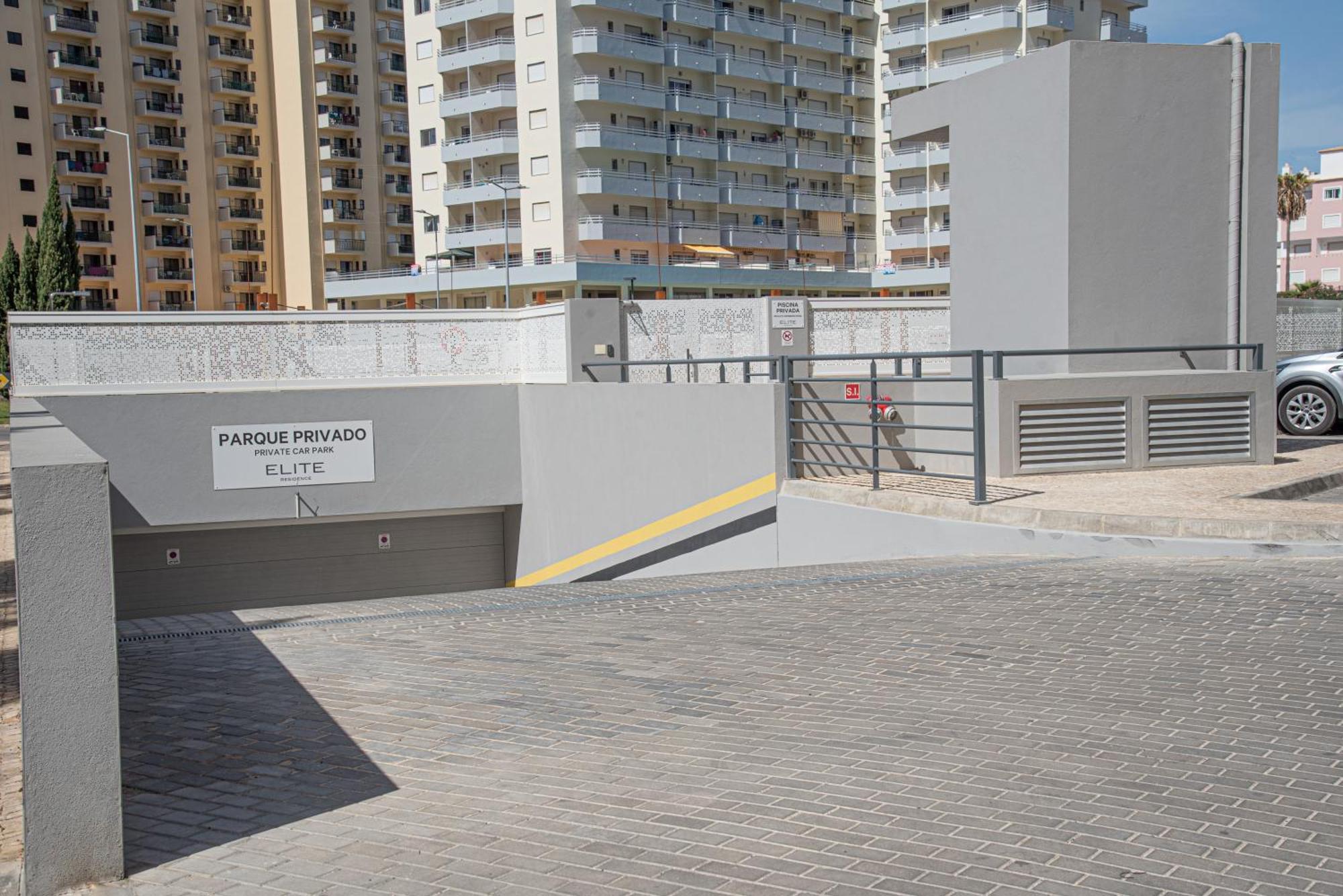 Apartamento Elegante Com Garagem E Piscina Na Praia Da Rocha Portimão Kültér fotó